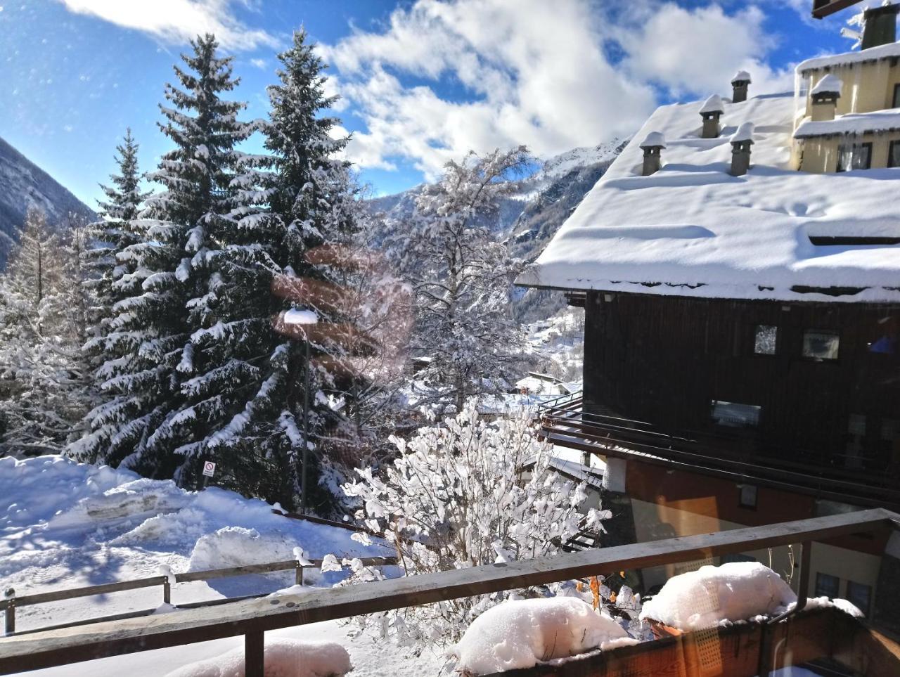 Апартаменты Cervinia-Valt Sport & Relax House Вальтурнанш Экстерьер фото